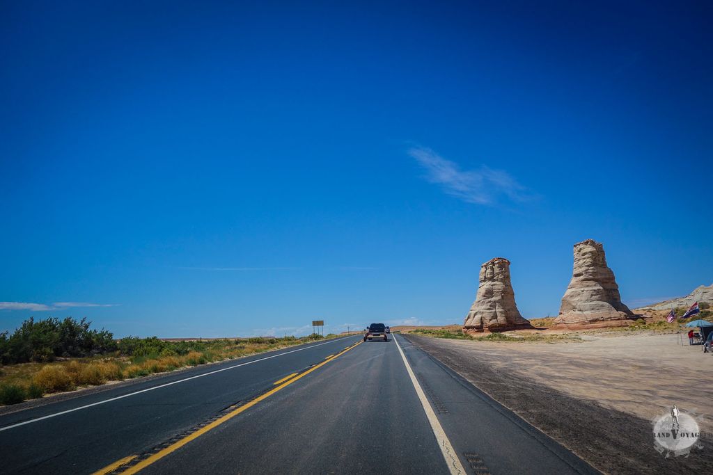 En chemin, de drôles de cailloux nous observent.