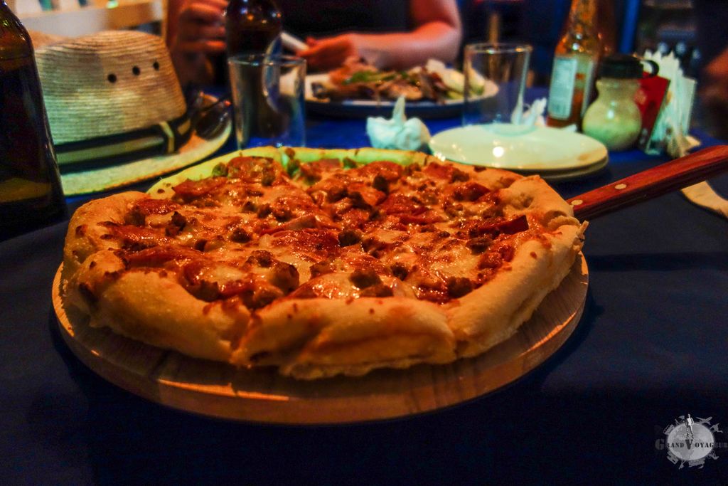 Pizza Peperoni.... oui bon, j'ai craqué. Ca arrive à tout le monde.