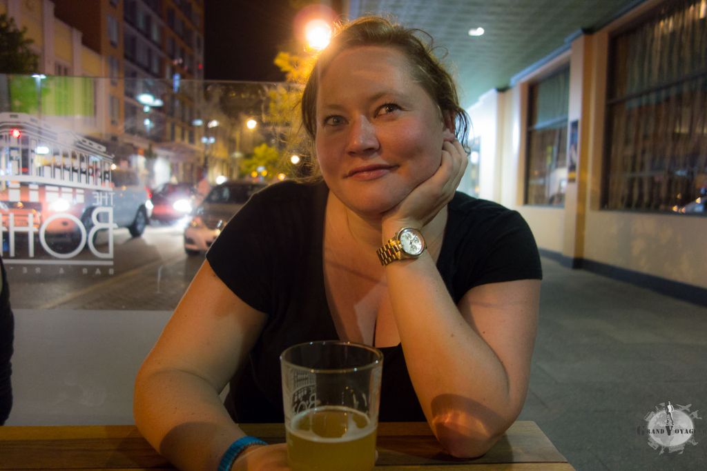 Le soir, prendre un verre en terrasse alors qu'en Europe il caille. Bonheur. Le soir, prendre un verre en terrasse alors qu'en Europe il caille. Bonheur.