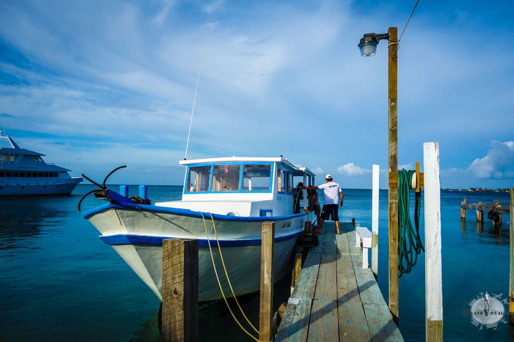 Le Lady Julia, prêt pour la traversée vers le Roatàn. Le Lady Julia, prêt pour la traversée vers le Roatàn.