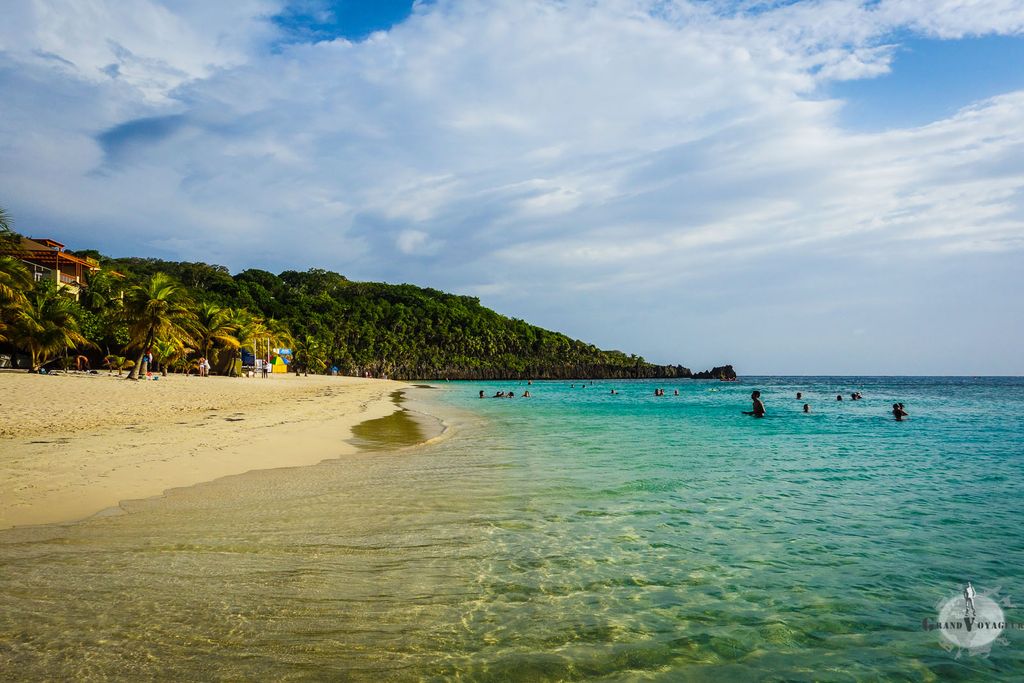 Vraiment ? Vous en avez assez du turquoise ? J'en ai plein d'autres en stock mais je ne voudrais pas vous embêter. En passant, il fait beau et chaud chez vous aujourd'hui ? Vraiment ? Vous en avez assez du turquoise ? J'en ai plein d'autres en stock mais je ne voudrais pas vous embêter. En passant, il fait beau et chaud chez vous aujourd'hui ?