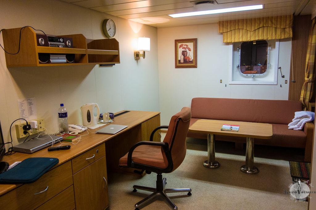 Ma cabine, celle destinée au 4e ingénieur, qui n'est pas requis sur cette route, et donc mise à disposition des passagers. Ma cabine, celle destinée au 4e ingénieur, qui n'est pas requis sur cette route, et donc mise à disposition des passagers.