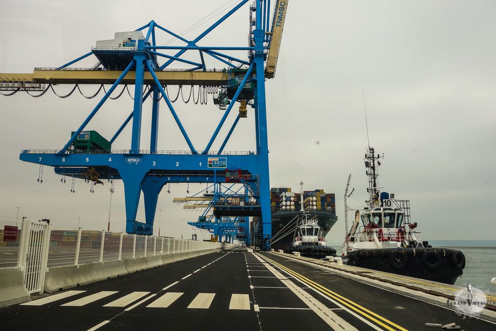 Image for Embarquement immédiat sur le MSC Uganda