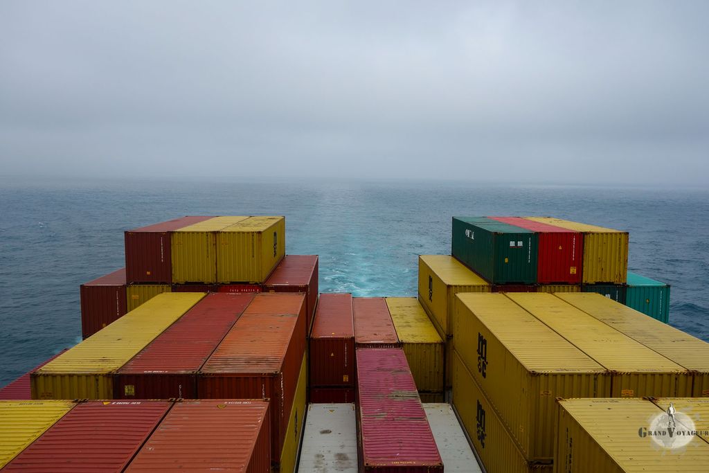 La vue arrière. Notez la belle symétrie du chargement